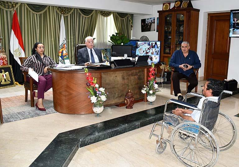 خالد فودة محافظ جنوب سيناء يستجيب لمطالب مواطن من ذوي الاحتياجات الخاصة