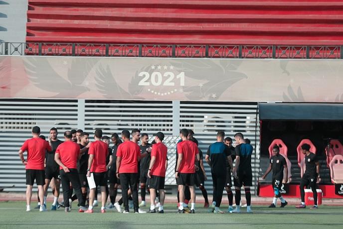 الأهلي يواصل مغامرته بالناشئين في مواجهة المصري بالدوري الأهلي يواصل مغامرته بالناشئين في مواجهة المصري بالدوري