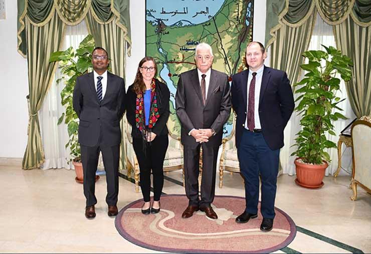 لقاء المحافظ بوفد من السفارة الأمريكية بالقاهرة 