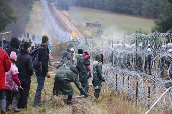 مسؤول بولندي يعلن إغلاق الحدود للمتهربين من التجنيد الروس