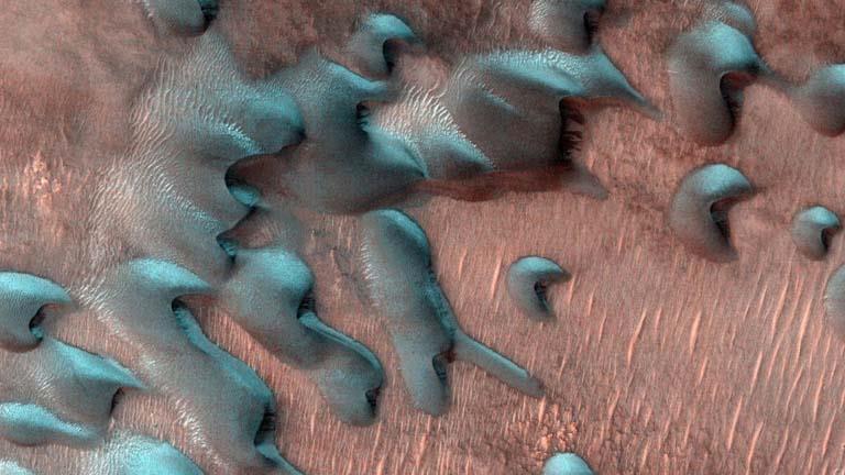 الكربون المتجمد على سطح المريخ