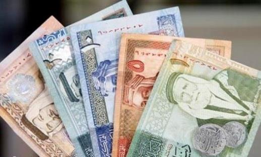 سعر الدينار الأردني اليوم الأربعاء يقترب من 43 جنيهًا