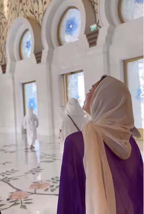 ياسمين صبري ترتدي الحجاب (2)
