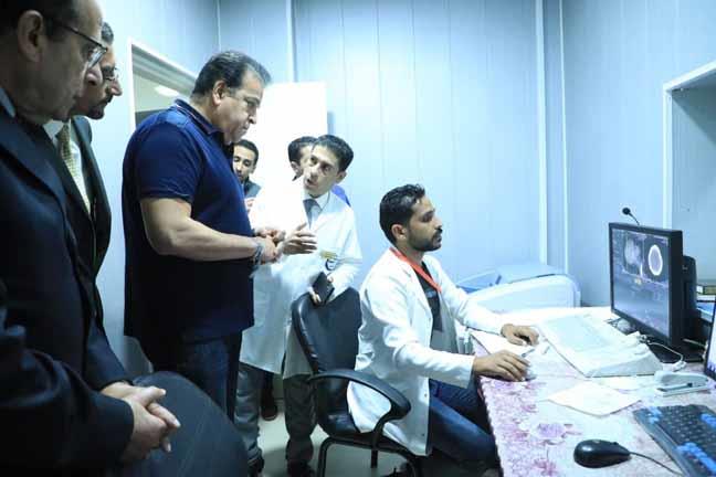 وزير الصحة ومحافظ شمال سيناء يتفقدان مستشفى بئر العبد (1)