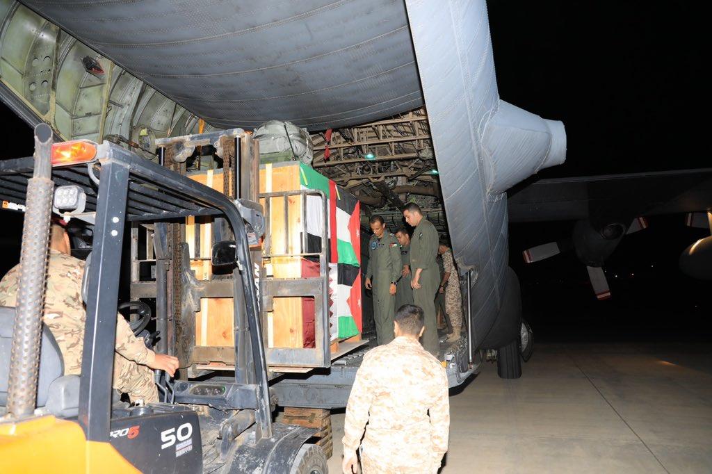  سلاح الجو  الأردني ينفذ عملية إنزال جديدة لمساعدات طبية في غزة