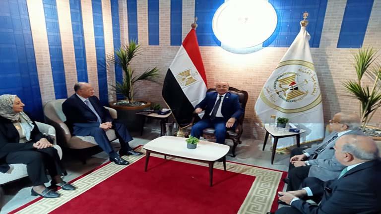 وزير العدل يفتتح جناح الوزارة في معرض Cairo ICT23