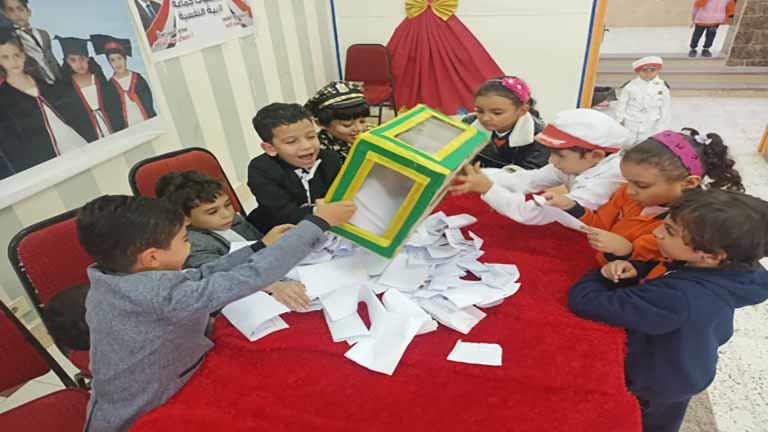 أطفال جنوب سيناء يقدمون النموذج (1)