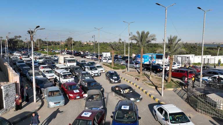 مسيرة بالسيارات في بني سويف احتفالا بفوز السيسي بانتخابات الرئاسة 
