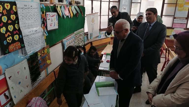 محافظ بورسعيد يوجه رسالة للطلاب