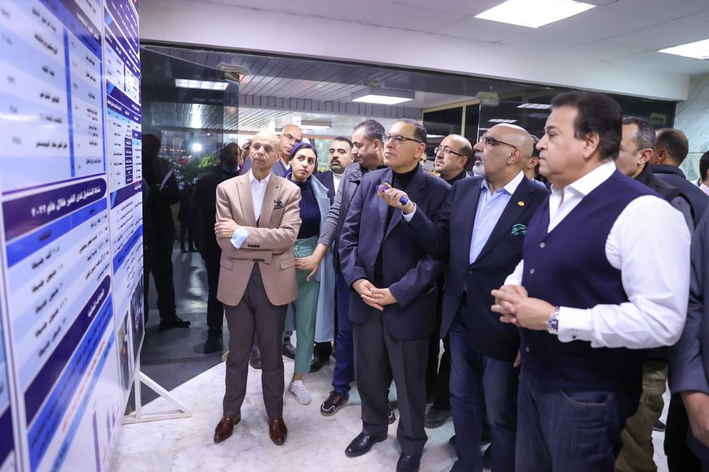 وزير الصحة يتفقد مستشفى المبرة بالشرقية.. ويطمئن على الحالة الصحية للمرضى وزير الصحة يتفقد مستشفى المبرة بالشرقية.. ويطمئن على الحالة الصحية للمرضى