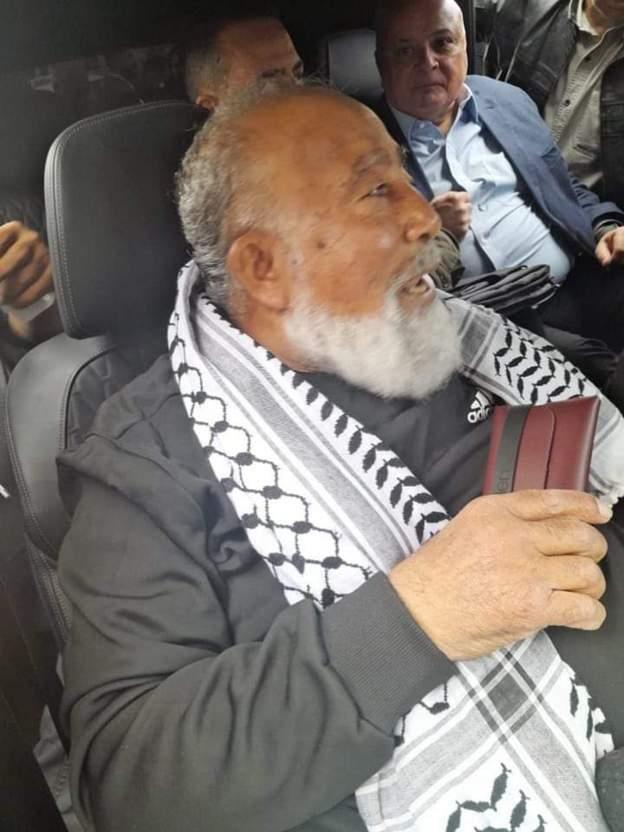 عمره 83 عامًا.. إسرائيل تفرج عن أكبر السجناء الفلسطينيين سنًا