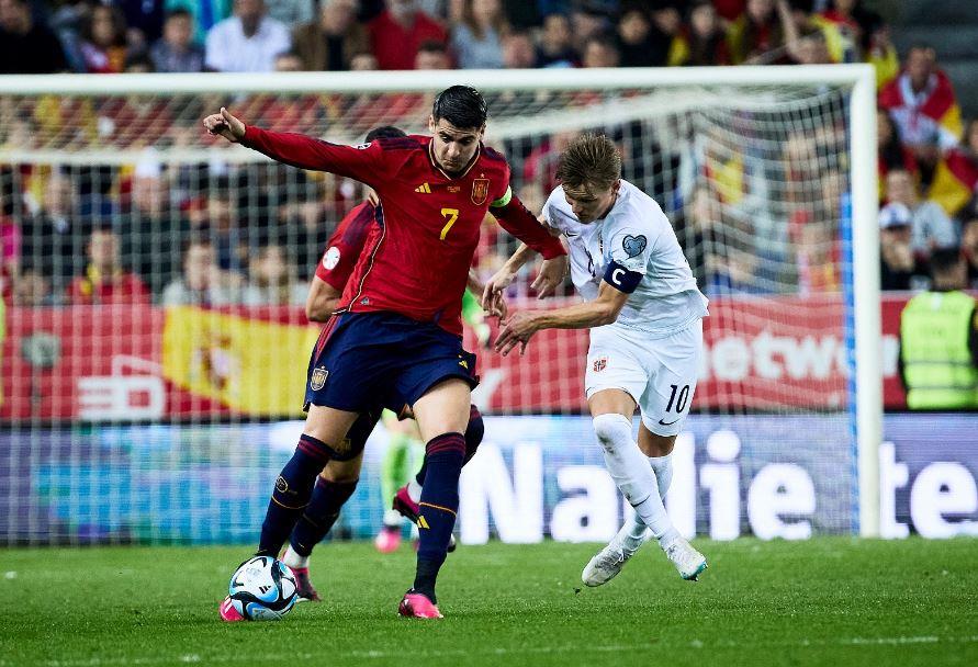 منتخب إسبانيا يقسو على النرويج في غياب هالاند بتصفيات يورو 2024