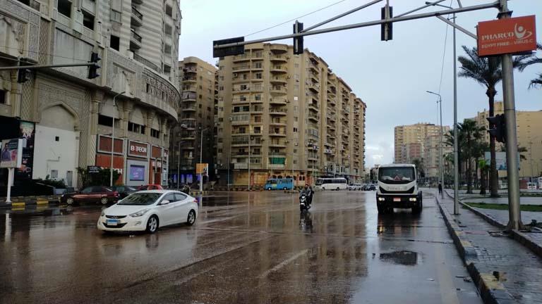 استمرار هطول الأمطار على الإسكندرية (1)
