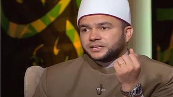 مفاجأة- أزهري: لا ذنب على المرأة إذا أخذت من مال زوجها البخيل دون علمه.. وهذا ما قاله النبي مفاجأة- أزهري: لا ذنب على المرأة إذا أخذت من مال زوجها البخيل دون علمه.. وهذا ما قاله النبي