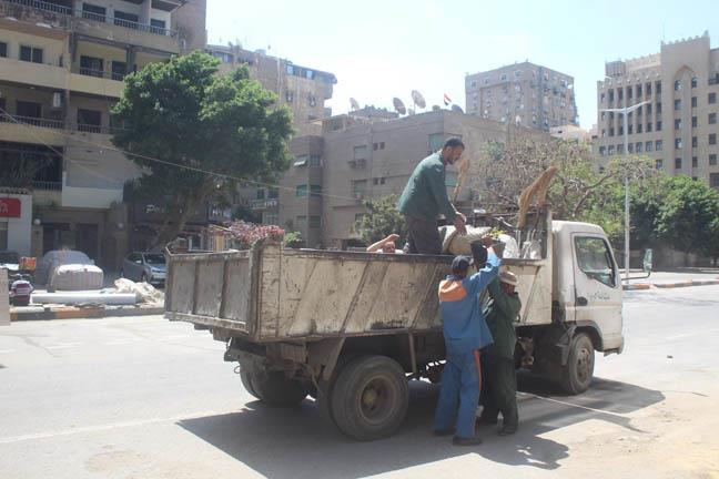 رفع 45 ألف طن مخلفات من الشوارع خلال عيد الفطر المبارك (5)