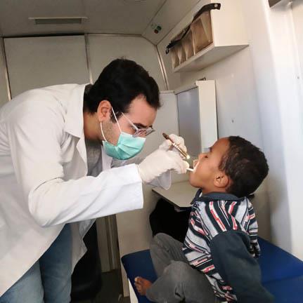 فحص 38 ألف مواطن خلال القوافل الطبية في أسوان (1)