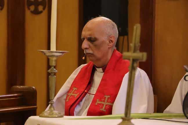 رئيس أساقفة الكنيسة الأسقفية يترأس قداس أحد السعف (1)