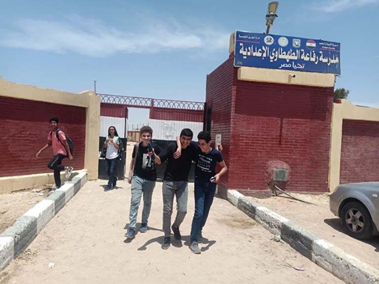 طلاب الشهادة الإعدادية بجنوب سيناء