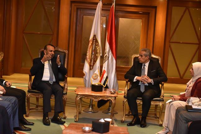 وزير القوى العاملة يبحث مع نظيره العراقي مستحقات العمالة المصرية (1)