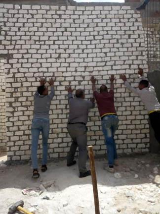 إزالة بناء مخالف في الإسكندرية (1)