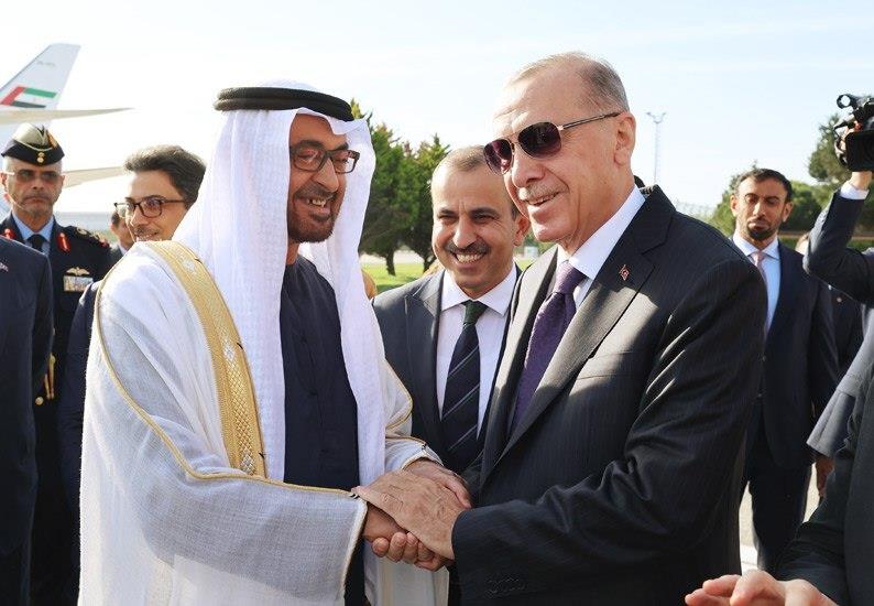 رئيس دولة الإمارات الشيخ محمد بن زايد آل نهيان و الرئيس التركي رجب طيب أردوغان