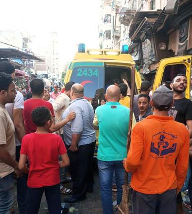 ​مصرع شخصين وإصابة 3 آخرين في انهيار أجزاء من عقار بالإسكندرية  (5)