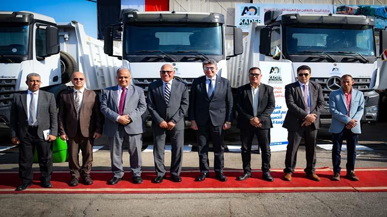 احتفالية تسليم مرحلة جديدة من المعدات والمركبات تحت شعار صنع في مصر