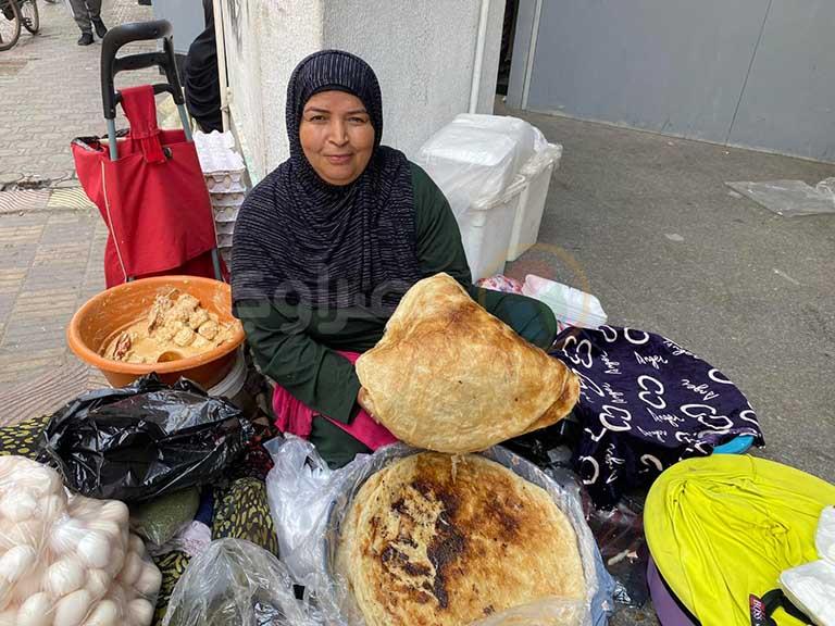 قصة كفاح أم السيد وبيع الفطير والمش الفلاحي 