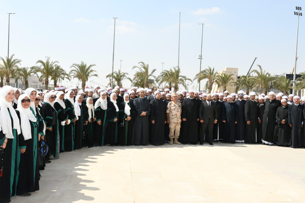 زيارة موسعة وجولة ميدانية كبيرة للأئمة والواعظات بالعاصمة الإدارية الجديدة