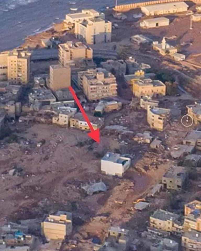المنزل المعجزة الناجي الوحيد من إعصار ليبيا