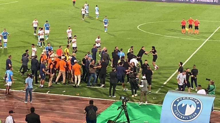 خناقة الزمالك وبيراميدز (1)
