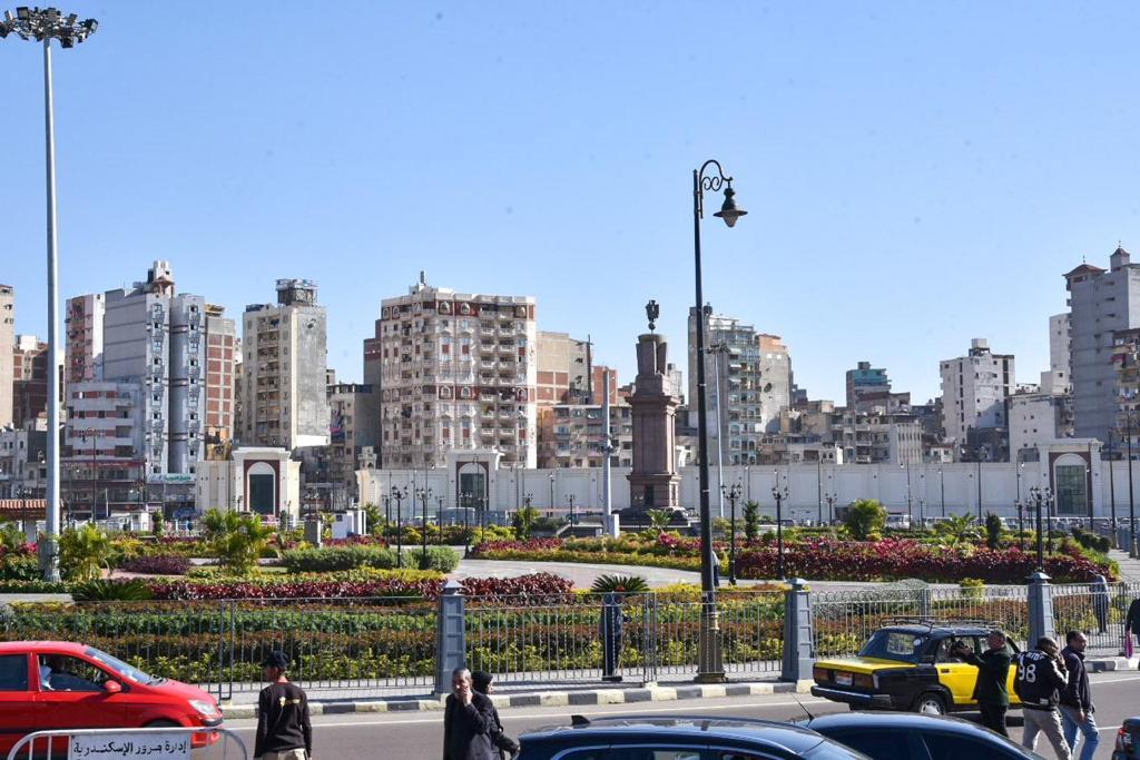 تفقد مشروع تطوير ميدان محطة مصر 