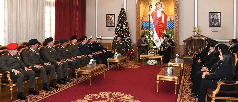 وزير الدفاع يهنئ البابا تواضروس بمناسبة عيد الميلاد المجيد (3)