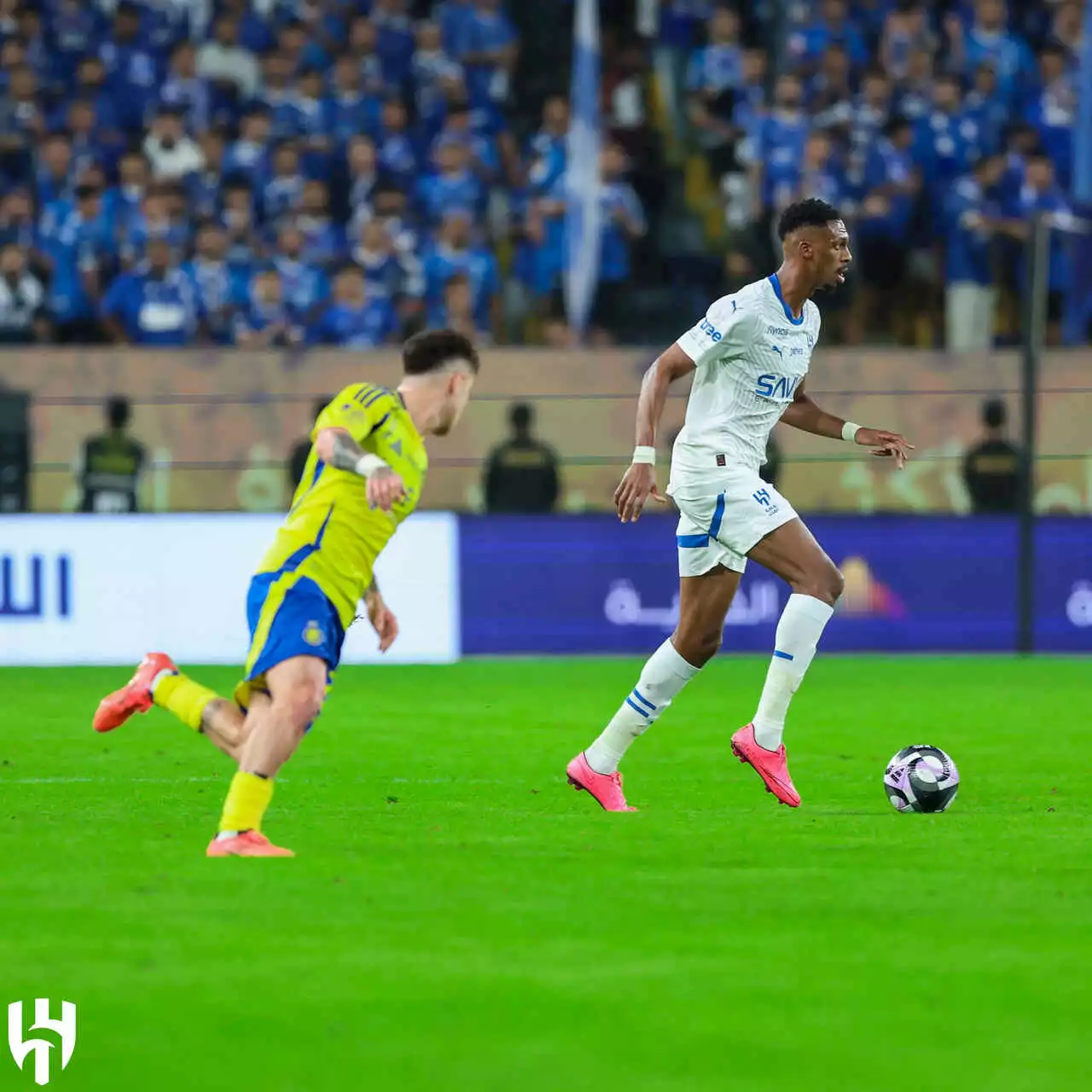 صورة من مباراة الهلال والنصر