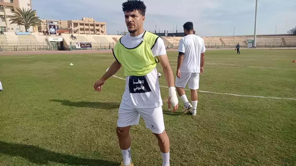 لاعبو كفر الشيخ يحيون ذكرى محمد شوقي في أول مباراة بعد رحيله