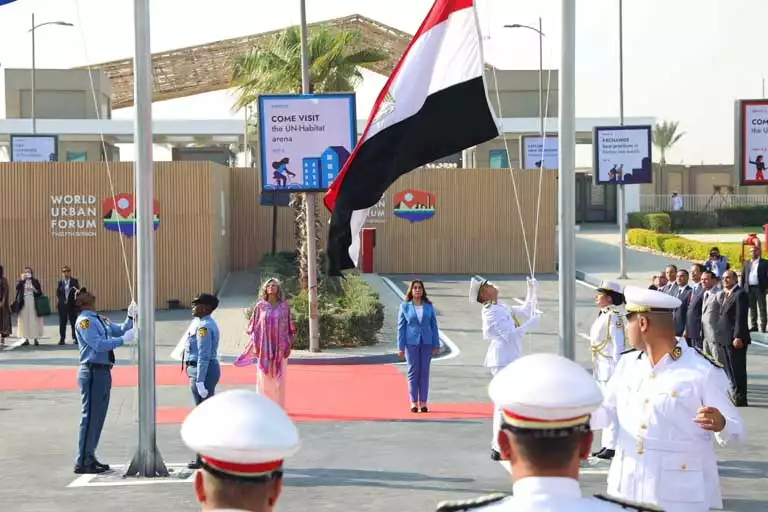  انطلاق فعاليات المنتدى الحضري العالمي في القاهرة برفع علمَي مصر والأمم المتحدة (1)