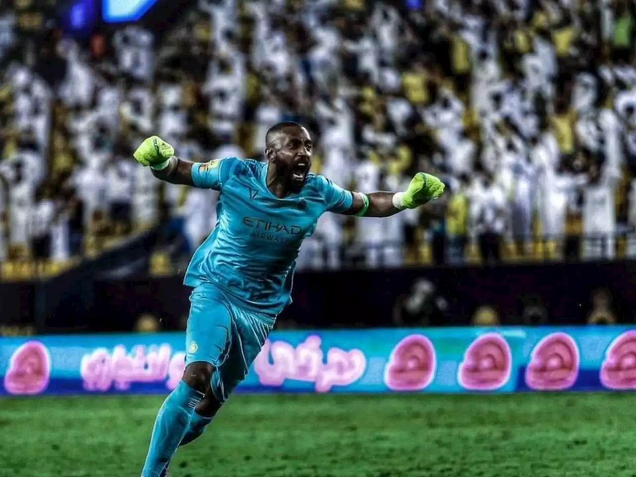 وليد عبد الله لاعب النصر السابق (2)