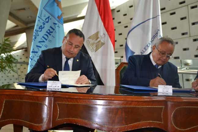 توقيع مذكرة تفاهم بين جامعة ومكتبة الإسكندرية (1)