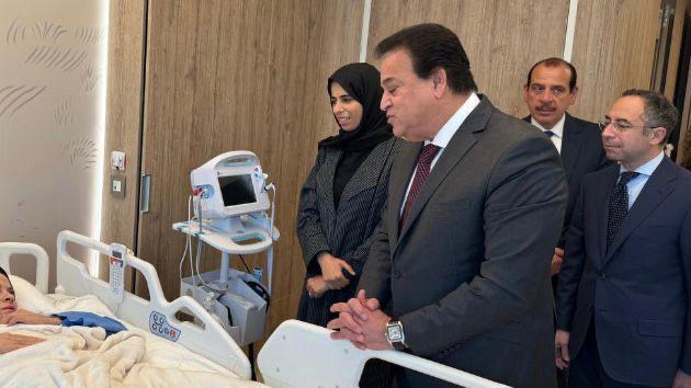وزير الصحة يزور قطر (1)