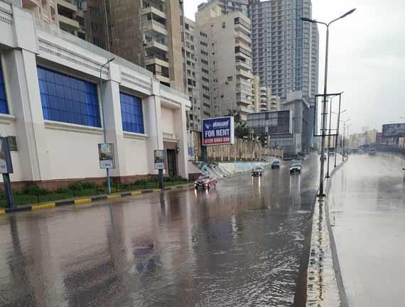 زعابيب أمشير تضرب الإسكندرية بأمطار غزيرة (2)