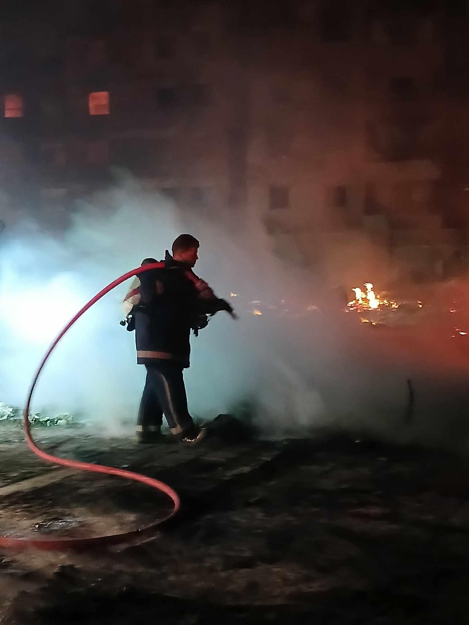 مشاهد من حريق استديو الأهرام                                                                                                                                                                            