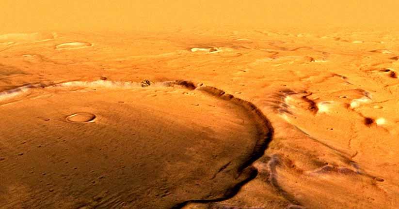 آثار ضربات الكويكبات على سطح المريخ