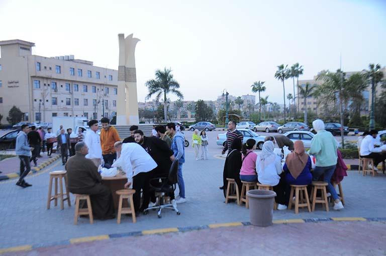 طلاب من أجل مصر تنظم إفطارًا جماعيًا بجامعة كفر الشيخ