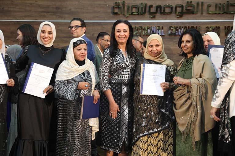 ختام مشروع تمكين المرأة في المجتمعات المحلية بسوهاج 