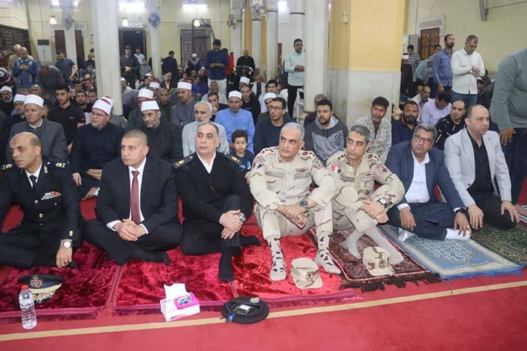 محافظ القليوبية يشهد احتفالية ليلة القدر بمسجد ناصر بمدينة بنها  (1)