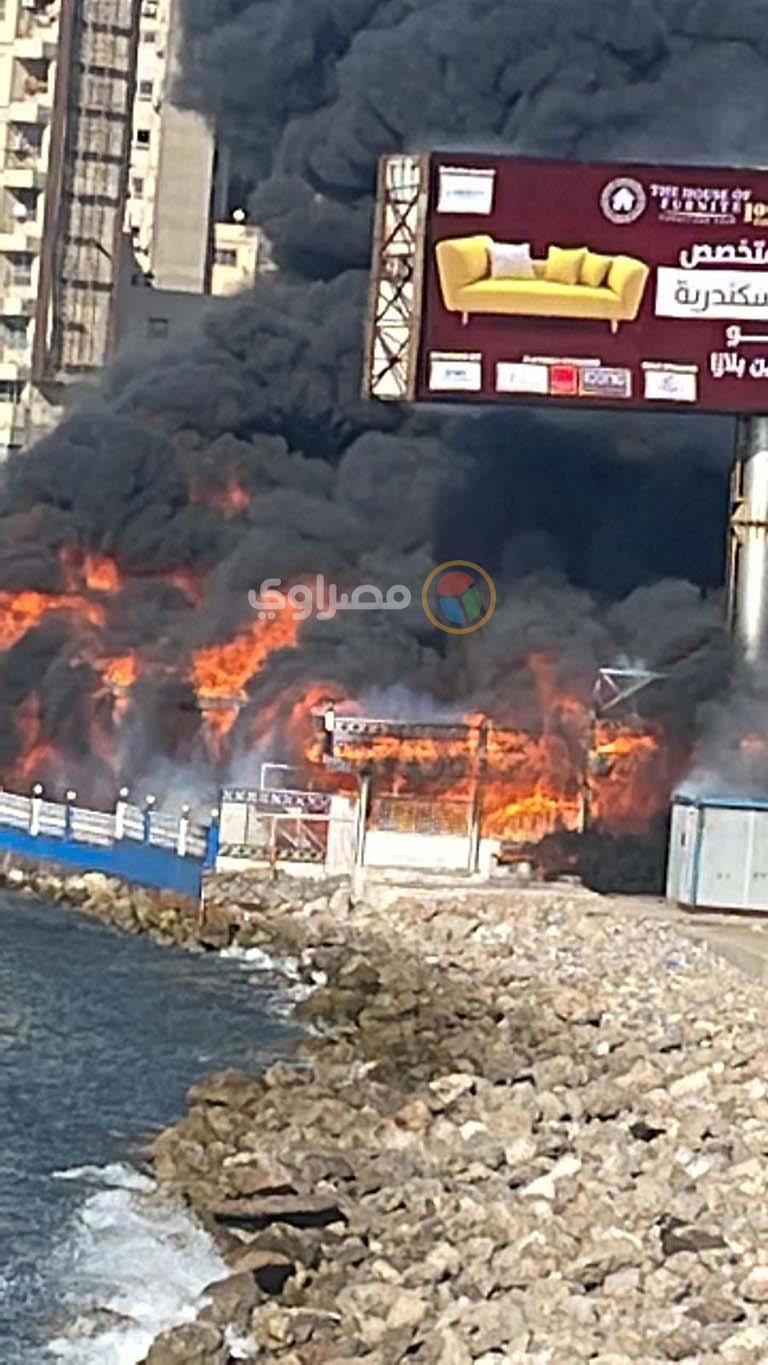إخماد حريق نادي الصيادلة في الإسكندرية (14)