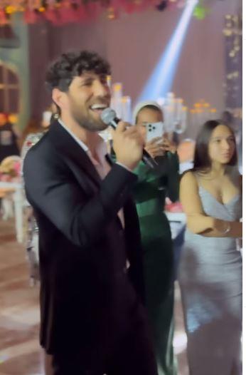 عزيز مرقة يغني بحفل زفاف لينا الطهطاوي (2)