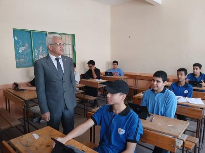 امتحانات طلاب الصف الأول الثانوي بالقاهرة