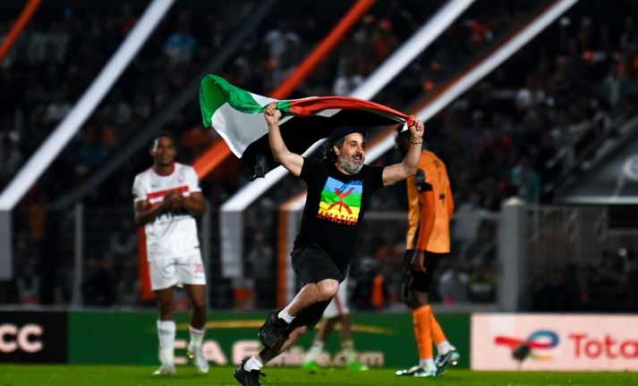 علم فلسطين في مباراة الزمالك ونهضة بركان