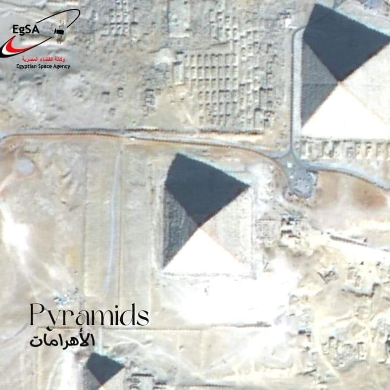صور التقطها القمر الصناعي المصري للعاصمة الإدارية وقناة السويس والأهرامات (1)